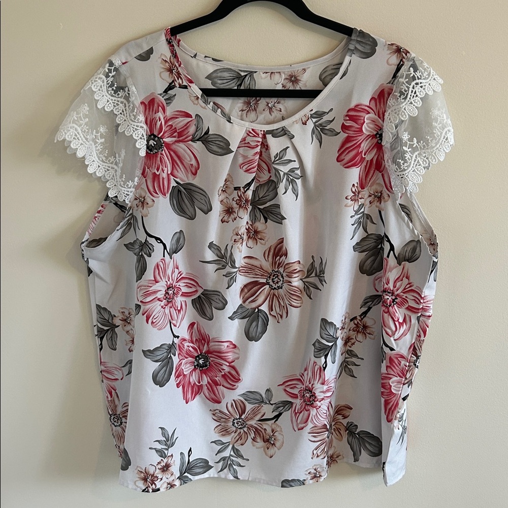 Plus - Lace Floral Blouse - 3X/18